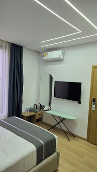 eza hotel