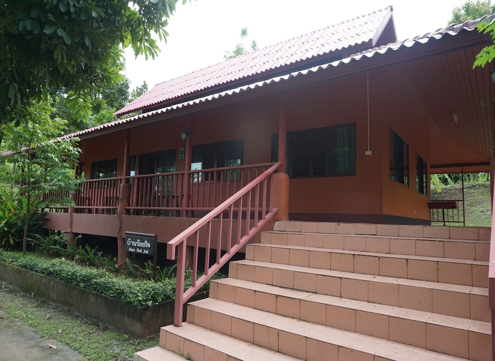 ban rai tin thai ngarm eco lodge