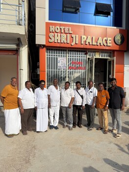 Hotel Shri Ji Palace,,3 star