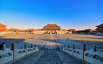manxin mansion beijing shichahai park nanluoguxiang