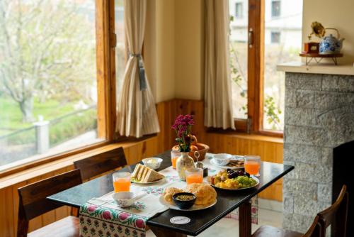 anvaya manali luxury mountain retreat