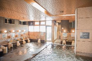 rex inn kawasaki caters to men