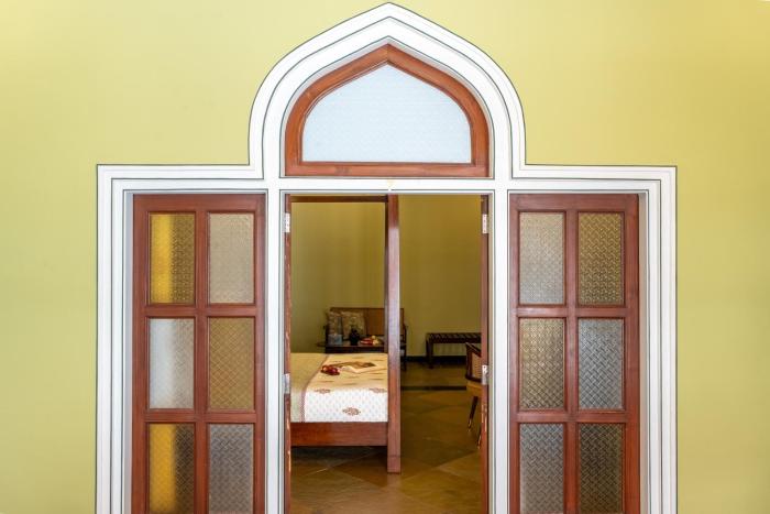 mukam at kanakvilas