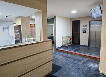 Hotel Center,,3 star