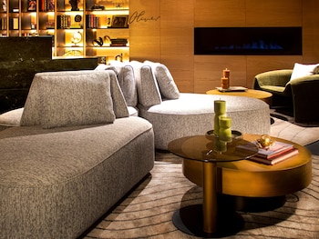 oliver luxury experiences
