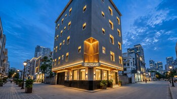 hotel elysian at delhi airport