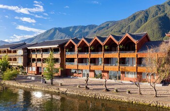Lugu Lake And Share Resort Hotel,,3 star