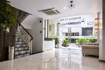 Hua Yi Hotel Phu My Hung - Korean Street,,4 star