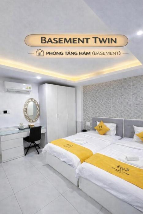 hua yi hotel phu my hung korean street