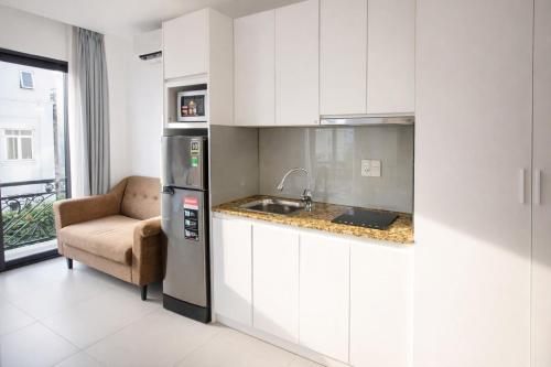 hua yi hotel phu my hung korean street