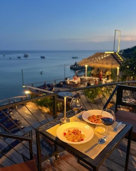 emerald gulf resort koh tao