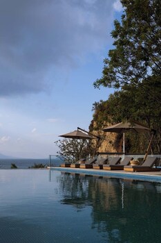 arcadia anyin qingshan hotel