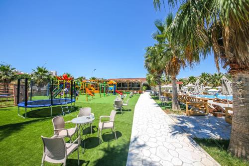 hotel lake park ksamil