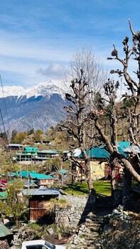 dolma homestay by orko
