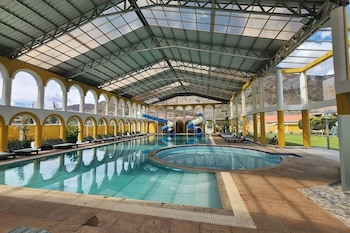 hotel resort salquis