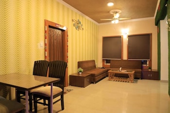 Hotel Alankar,,3 star
