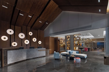 Echic Mercure International Hotel Guangzhou Railway Station Xiaobei Metro Station Branch,,4 star