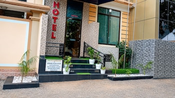 hedaru palace hotel
