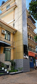 hedaru palace hotel