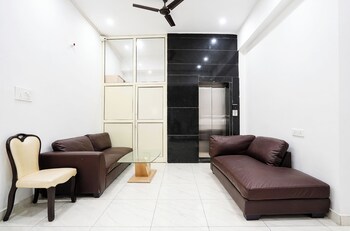 hotel city charm homestay dehradun