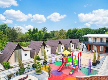 Hotel Swastik Resort Jagdalpur,,3 star