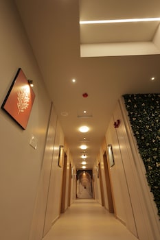 Balaji Hotel,,3 star