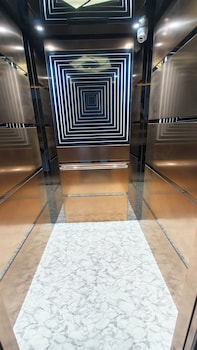 balaji hotel