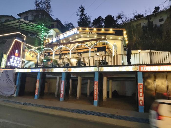 hotel the sunlight restaurant bhimtal