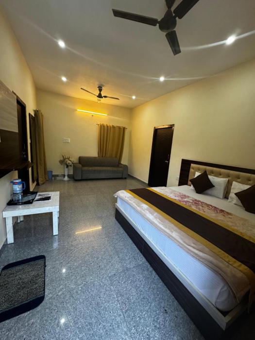 hotel the sunlight restaurant bhimtal