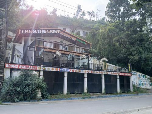 hotel the sunlight restaurant bhimtal