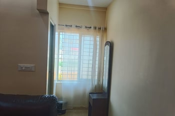 new surya deluxe boarding and lodging
