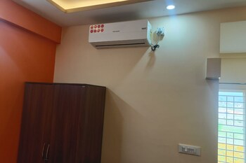 new surya deluxe boarding and lodging