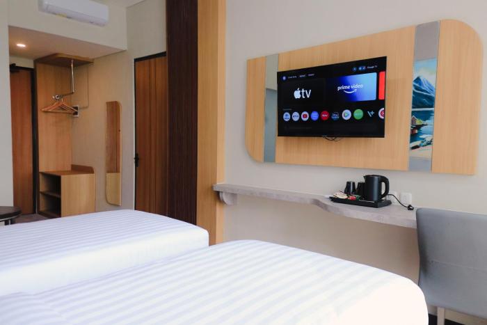 azana best hotel batu