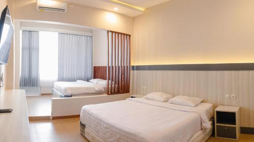 azana best hotel batu