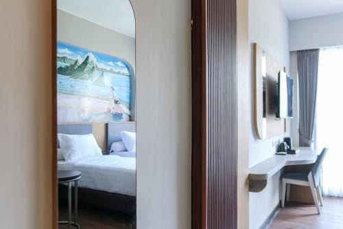 azana best hotel batu
