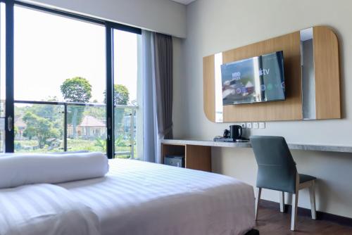 azana best hotel batu