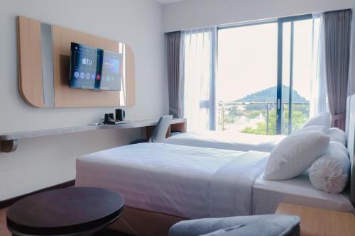 azana best hotel batu