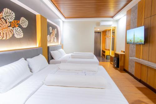 azana best hotel batu