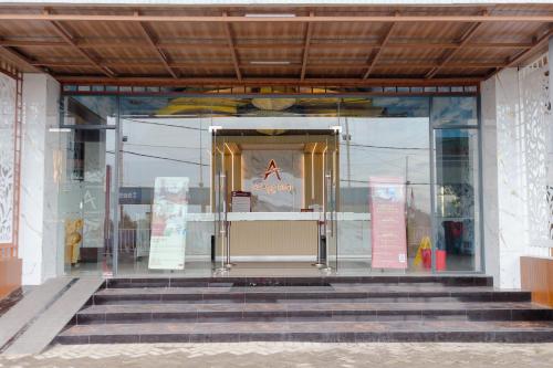 azana best hotel batu
