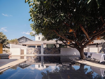 arcadia anyin lishi dayuan hotel