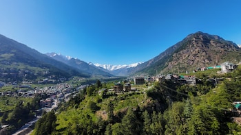the radiant resort manali