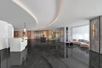 Echic Mercure International Hotel Guangzhou Beijing Road Pedestrian Street Flagship Branch - Free Deliver Service To Guangzhou Baiyun International Airport & Free Deliver Service To Canton Fair Complex During Canton Fair Period,,3 star