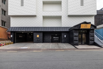 mitasuya ryokan hotel by anook gwangju
