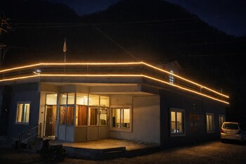 aditya home stay