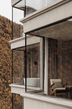 ruoshui mountain retreat holiday inn