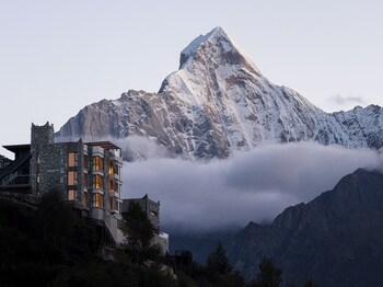ruoshui mountain retreat holiday inn