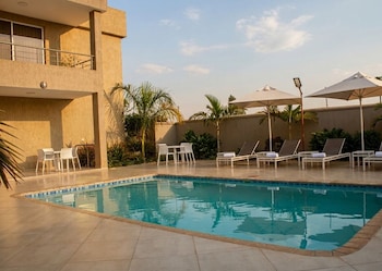 Rosewood By Amaryllis,,3 star