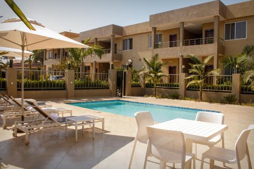 rosewood by amaryllis