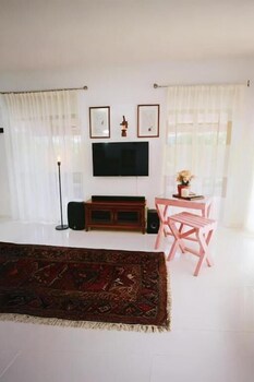 windys leisure villa