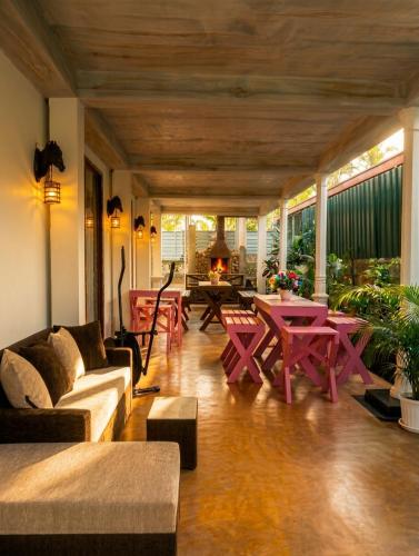 windys leisure villa